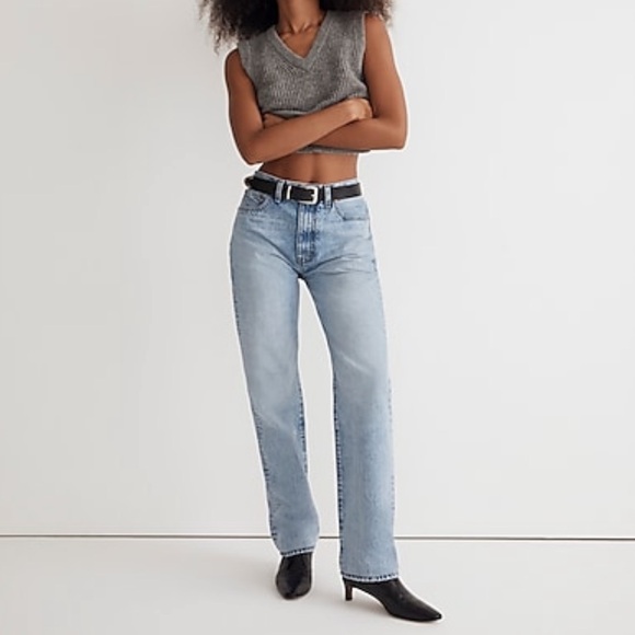 Madewell 90s Straight Jeans in Mercer Wash - Picture 1 of 11